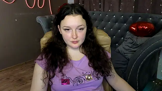 GloriNichols online show from March 17, 2:12 pm