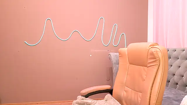 GloriNichols online show from October 14, 5:19 am