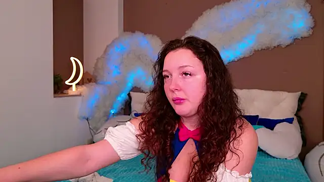 GloriNichols online show from October 27, 7:12 am