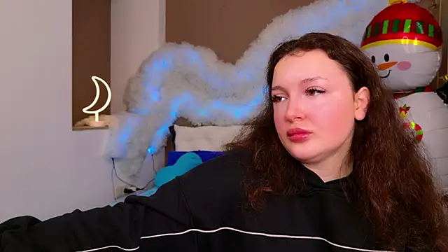 GloriNichols online show from December 4, 6:12 am