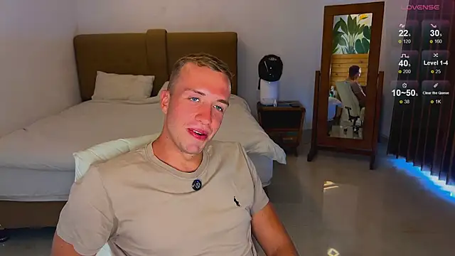 Snapshot of tommy_cumfinger chatting on September 13, 4:56 am tommy cumfinger online show from September 13, 4:56 am