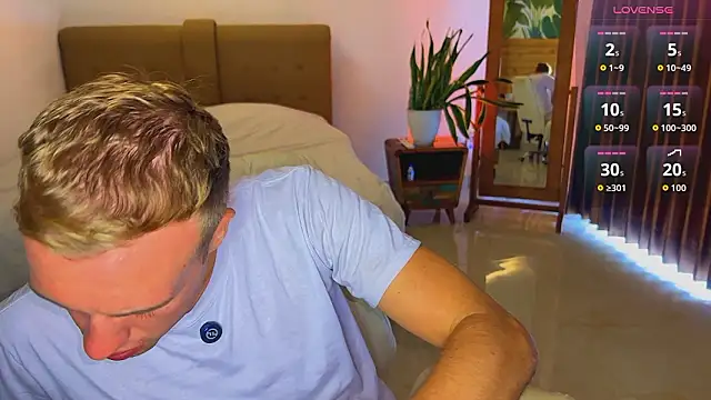 tommy cumfinger online show from February 17, 8:11 am