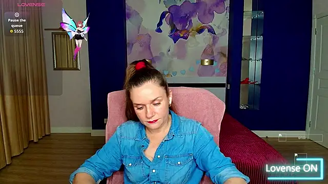 AriaGray online show from November 22, 3:22 pm