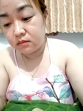 VyOanh2K online show from November 21, 3:44 pm