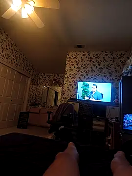 Snapshot of Raulito369 chatting on November 29, 2:25 am Raulito369 online show from November 29, 2:25 am