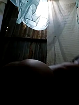 petitebaby001 online show from February 14, 6:54 am