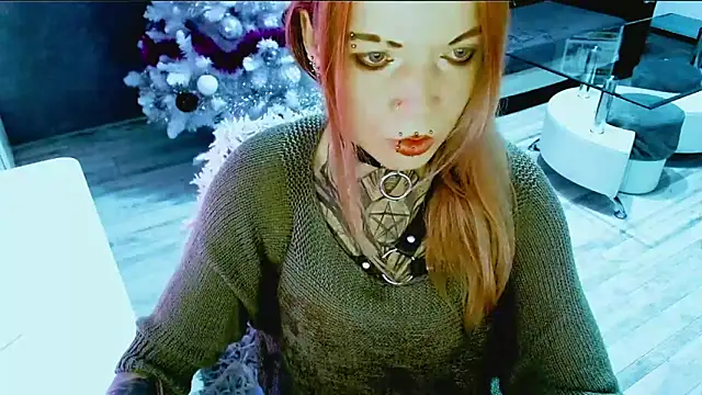 Snapshot of InesGold chatting on December 18, 4:13 pm InesGold online show from December 18, 4:13 pm