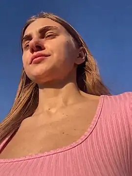 GraceTorrez online show from January 11, 12:50 pm