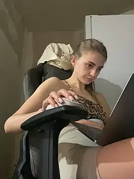 GraceTorrez online show from February 6, 6:56 pm