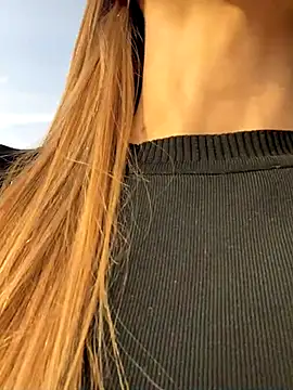 GraceTorrez online show from November 23, 12:05 pm