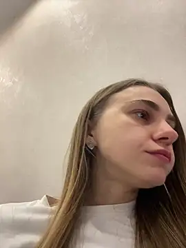 GraceTorrez online show from November 24, 6:18 pm