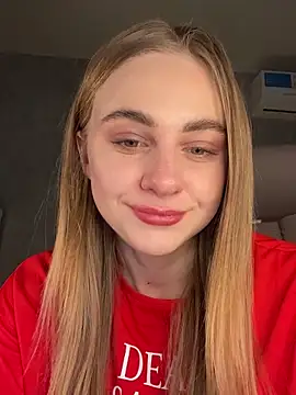 GraceTorrez online show from December 18, 9:43 pm