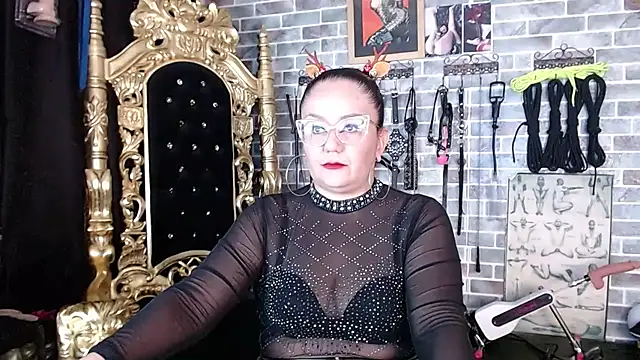 Snapshot of Kinkster_Jade chatting on December 19, 9:33 pm Kinkster Jade online show from December 19, 9:33 pm