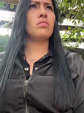 Snapshot of Sara_luna_ chatting on March 13, 9:37 pm Sara luna online show from March 13, 9:37 pm