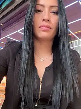 Snapshot of Sara_luna_ chatting on March 18, 5:53 pm Sara luna online show from March 18, 5:53 pm