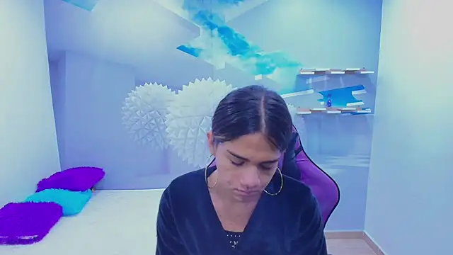 DEMI LEED online show from November 6, 1:23 pm