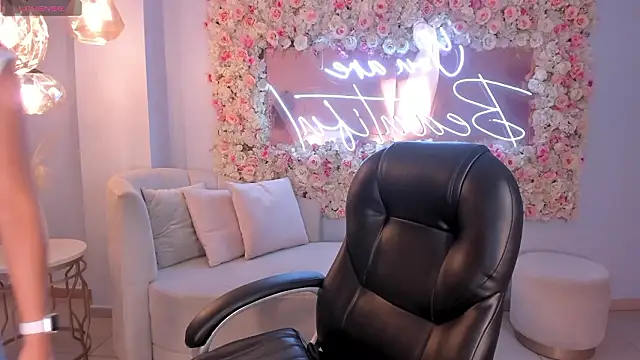 AbbyDalton online show from March 11, 6:25 pm