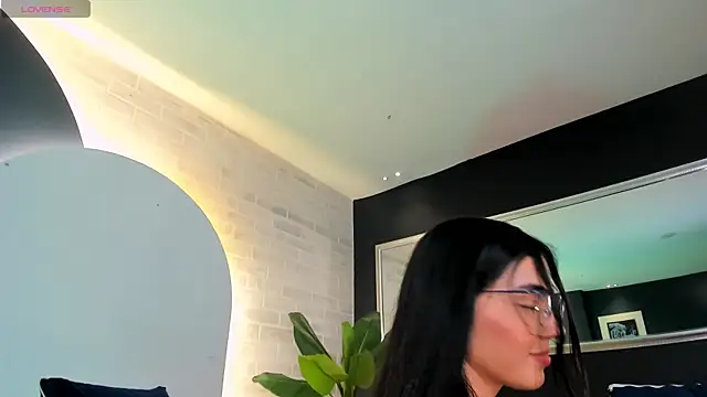 LucianaMillerX online show from January 13, 11:06 pm