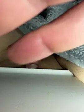 soHardfull online show from March 8, 6:17 am