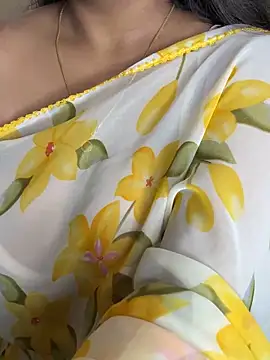 Snapshot of Sexy_Evelynn chatting on September 15, 3:50 am Sexy Evelynn online show from September 15, 3:50 am