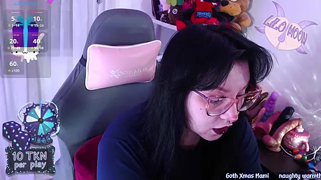 LiloMoon69 online show from December 18, 2:45 pm