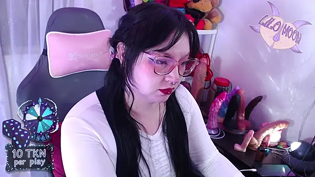 Snapshot of LiloMoon69 chatting on January 9, 7:15 pm LiloMoon69 online show from January 9, 7:15 pm