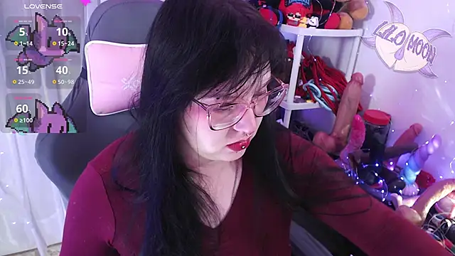 LiloMoon69 online show from March 18, 1:14 pm