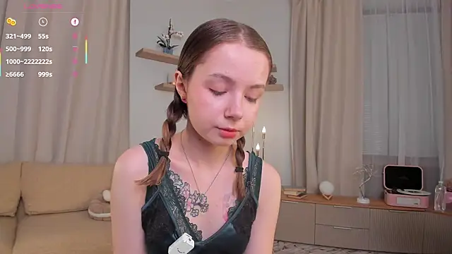 Snapshot of DominikaElis chatting on November 10, 9:14 pm DominikaElis online show from November 10, 9:14 pm