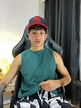  CamiloBass online show from March 13, 1:34 am