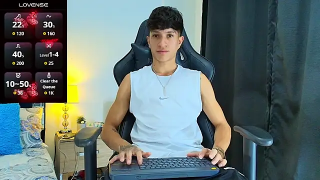  CamiloBass online show from June 17, 8:32 pm