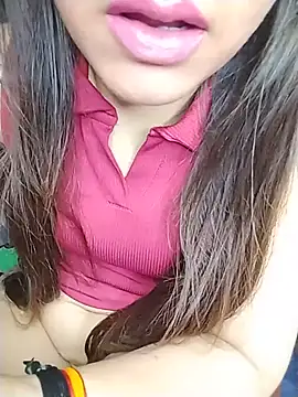 Snapshot of sexylaya2 chatting on June 24, 2:32 am sexylaya2 online show from June 24, 2:32 am