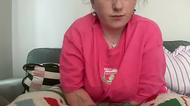 lilsbabyxo online show from May 19, 4:57 pm