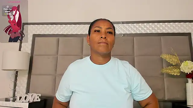 Snapshot of OliviaBurning chatting on September 27, 7:30 pm OliviaBurning online show from September 27, 7:30 pm