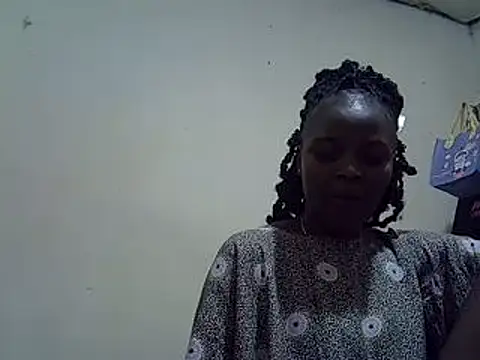 Snapshot of pretty_vivy chatting on January 7, 3:44 pm pretty vivy online show from January 7, 3:44 pm