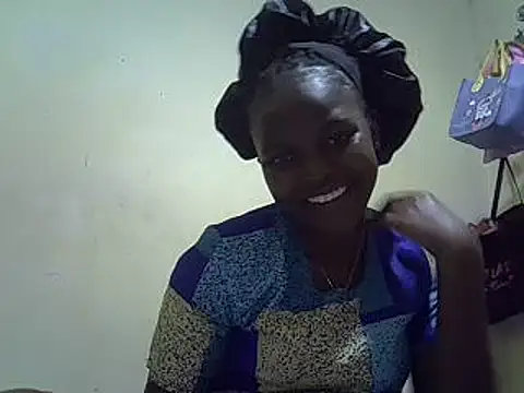 Snapshot of pretty_vivy chatting on January 15, 4:54 pm pretty vivy online show from January 15, 4:54 pm