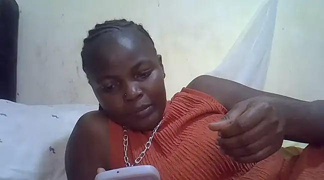 Snapshot of pretty_vivy chatting on March 4, 8:46 am pretty vivy online show from March 4, 8:46 am