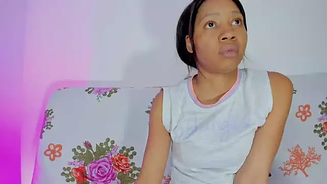 Snapshot of Deliciouscocoa chatting on February 13, 11:15 pm Deliciouscocoa online show from February 13, 11:15 pm