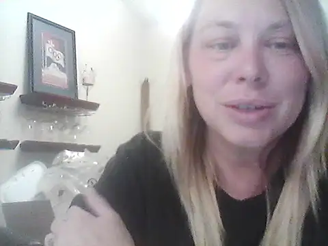 burrkitty online show from October 7, 2:09 am