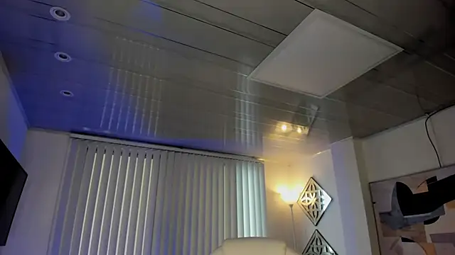 amelie jhons online show from January 19, 8:41 pm