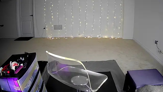 roma indobong temptress online show from March 31, 6:30 pm