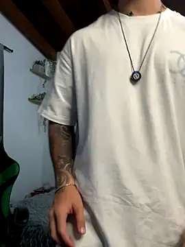 Valentino Xander online show from November 26, 11:50 pm