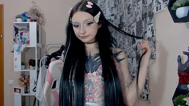 hikmurr online show from December 6, 8:07 pm