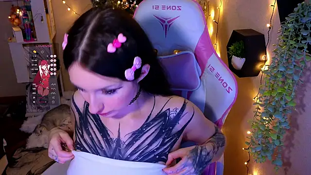 hikmurr online show from January 15, 4:00 pm