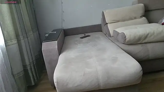 MilaaMilaa online show from November 12, 4:13 am