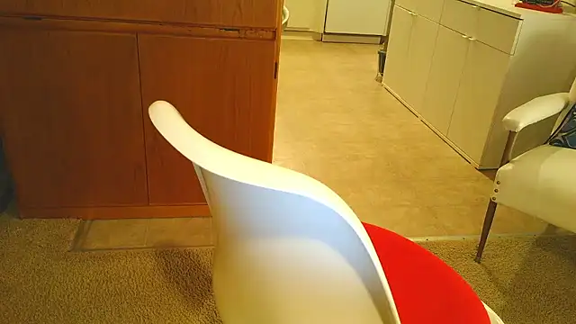 Snapshot of costanza7070 chatting on January 12, 8:41 am costanza7070 online show from January 12, 8:41 am