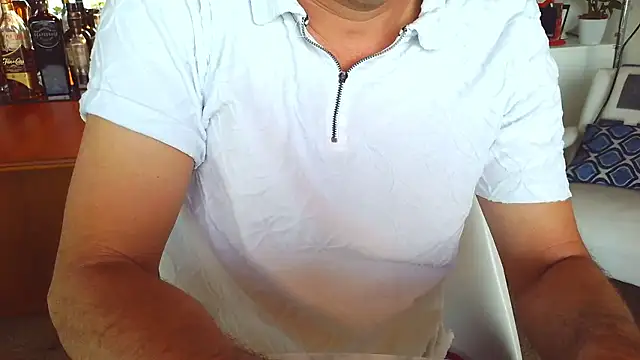 Snapshot of costanza7070 chatting on January 17, 6:55 pm costanza7070 online show from January 17, 6:55 pm