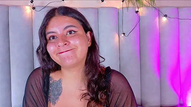 Snapshot of EngelStone chatting on October 22, 7:46 pm EngelStone online show from October 22, 7:46 pm