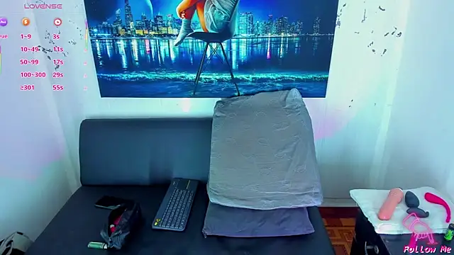 Piggy Eddy online show from November 15, 4:54 am