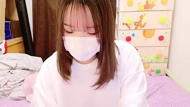 Snapshot of mari_tan_ch chatting on December 5, 12:30 am mari tan ch online show from December 5, 12:30 am