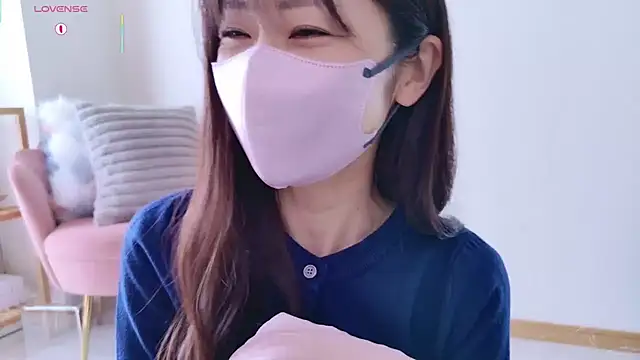 Snapshot of meg_0901 chatting on February 13, 2:45 am meg 0901 online show from February 13, 2:45 am